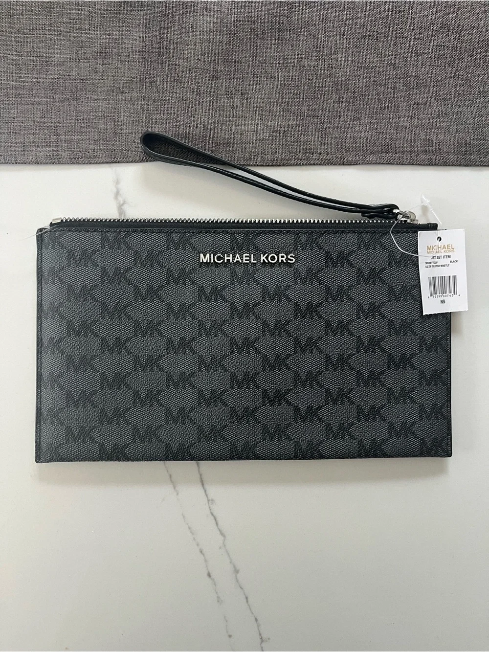 Michael Kors Black/Gray Signature Wristlet Pouch